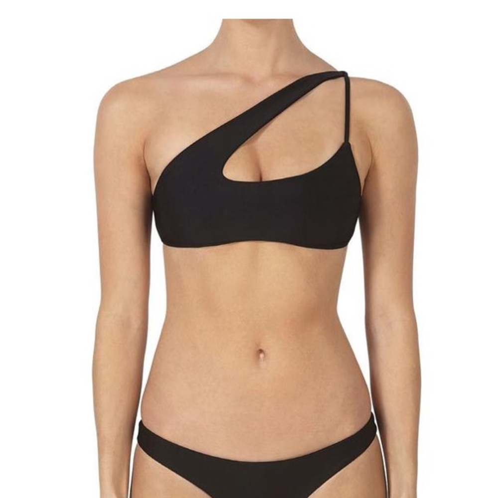 New Mikoh swimwear Queensland black bikini top!!